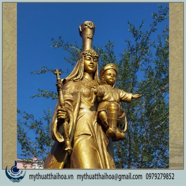 Tượng Đức Mẹ Mongolia