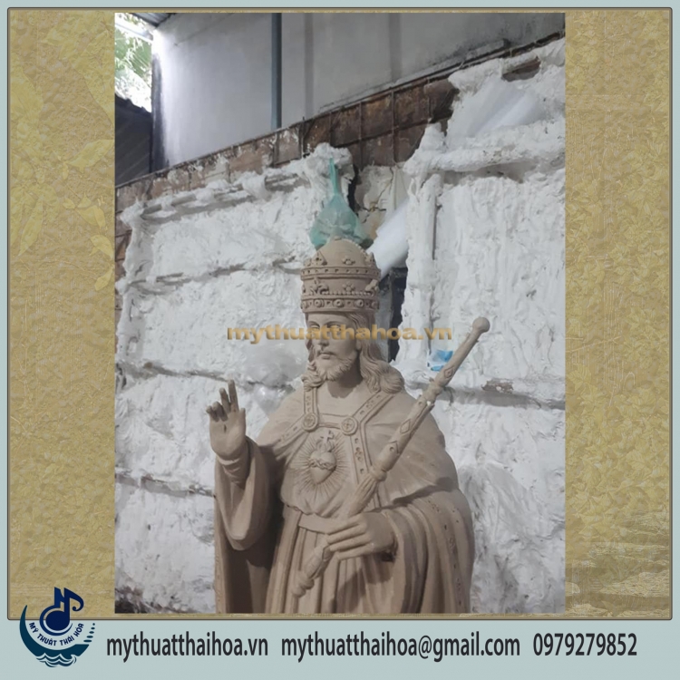 Tượng Chúa Kito Vua